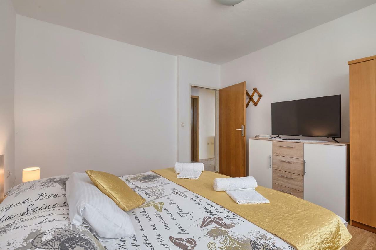 Apartman D&D, Dvorine 63 Banjole Dış mekan fotoğraf