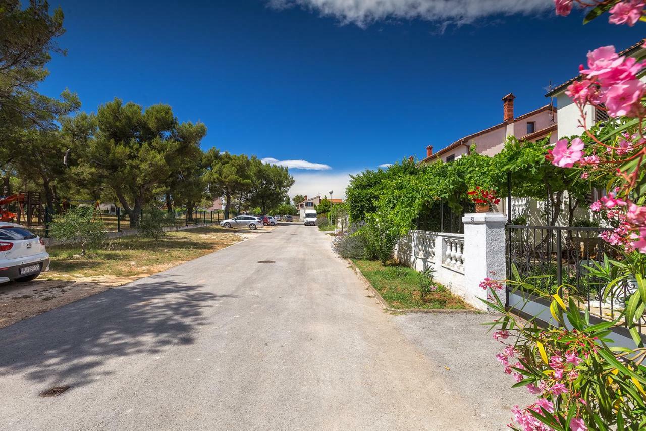 Apartman D&D, Dvorine 63 Banjole Dış mekan fotoğraf