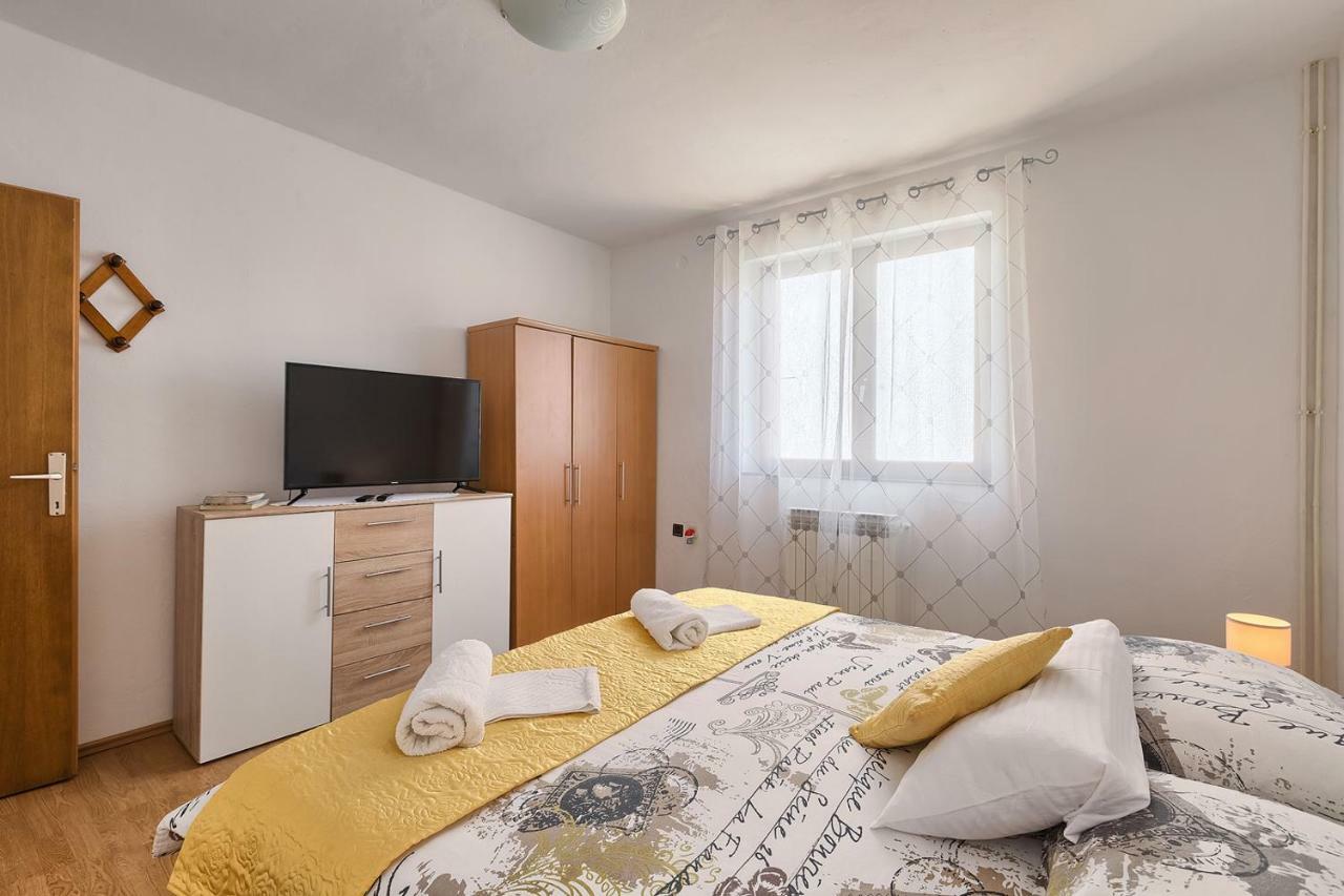 Apartman D&D, Dvorine 63 Banjole Dış mekan fotoğraf