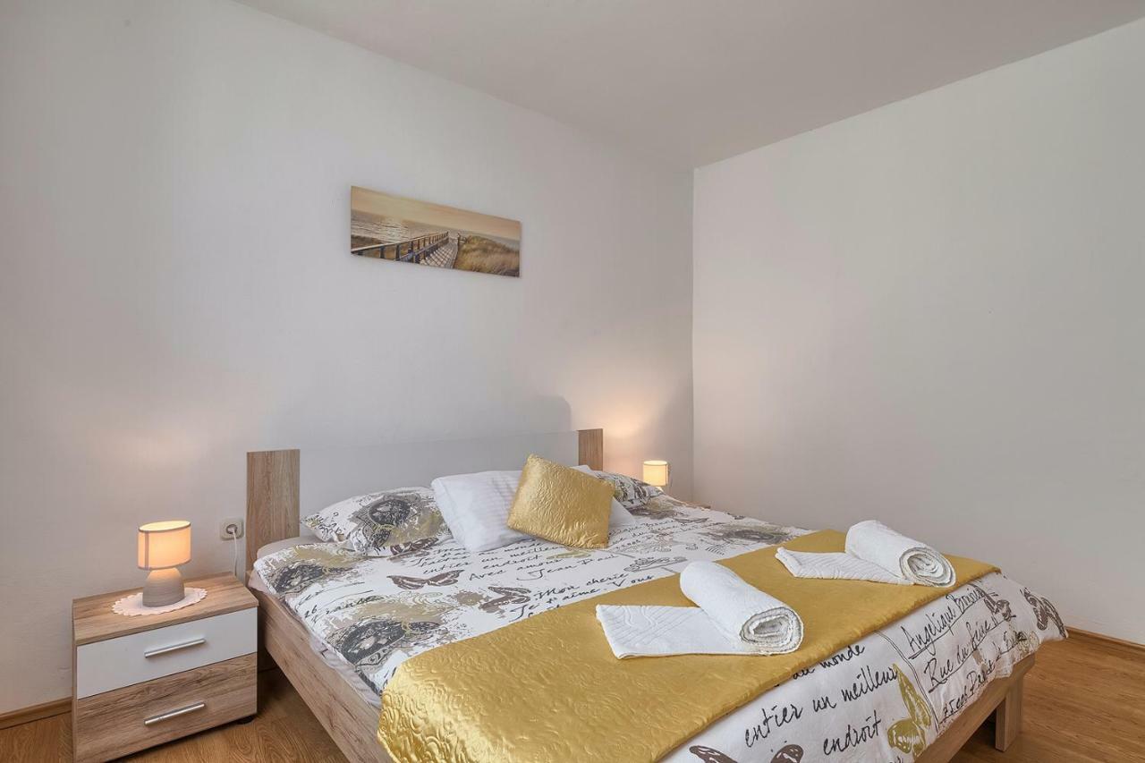 Apartman D&D, Dvorine 63 Banjole Dış mekan fotoğraf